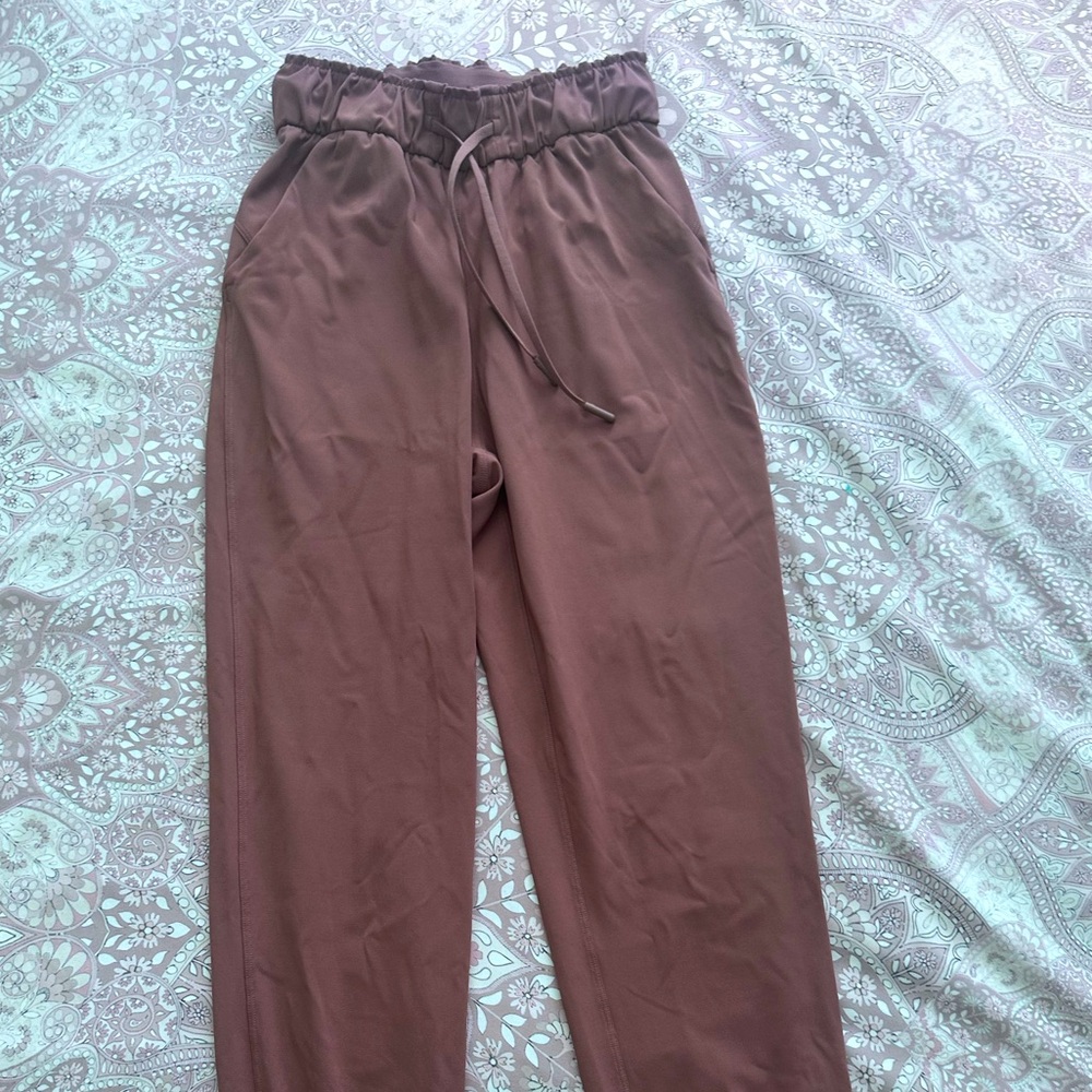 Lululemon Stretch High-Rise Jogger size 0